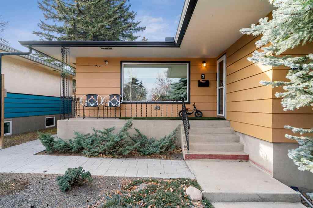 MLS&reg; # A2271198 - 7 Creston Crescent NW in Banff Trail Calgary, Residential Open Houses