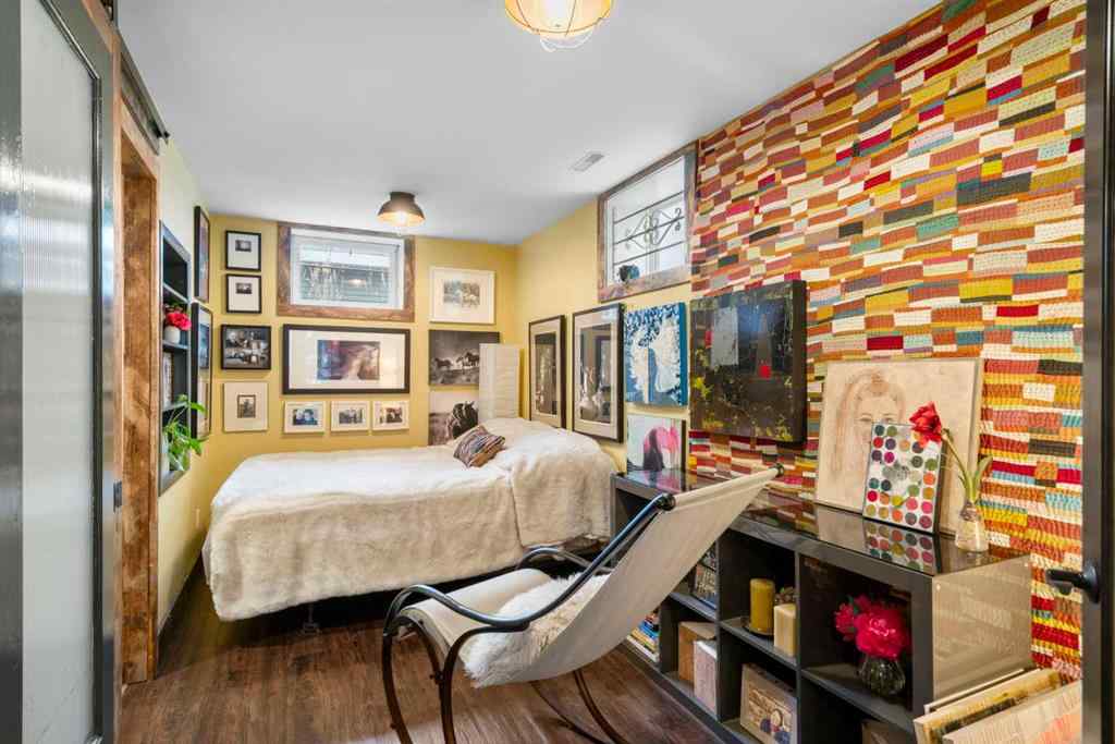 MLS&reg; # A2271198 - 7 Creston Crescent NW in Banff Trail Calgary, Residential Open Houses