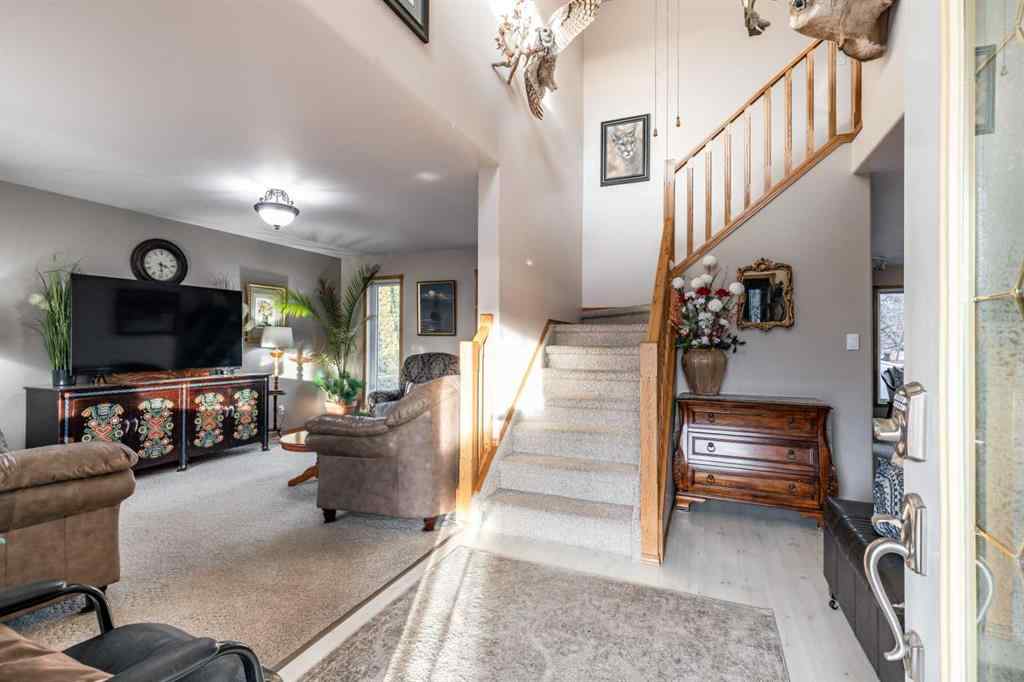MLS&reg; # A2271201 - 512 11 Street  in NONE Dunmore, Residential Open Houses