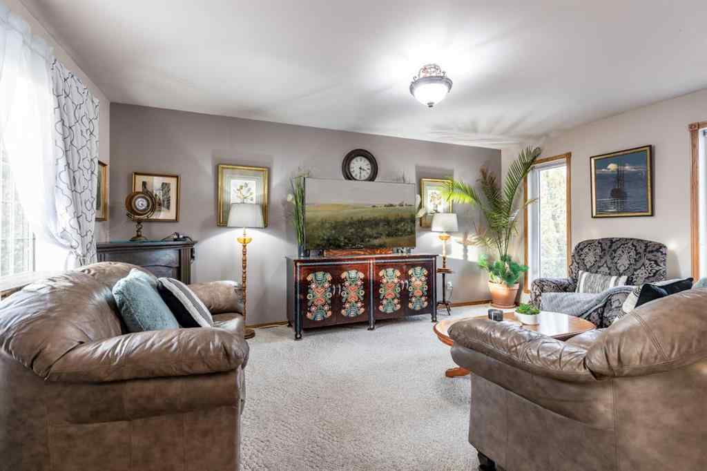 MLS&reg; # A2271201 - 512 11 Street  in NONE Dunmore, Residential Open Houses