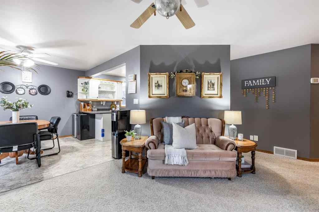 MLS&reg; # A2271201 - 512 11 Street  in NONE Dunmore, Residential Open Houses