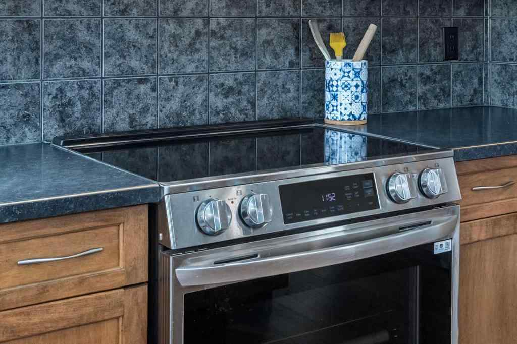 MLS&reg; # A2271204 - 227 Tuscany Glen Park NW in Tuscany Calgary, Residential Open Houses