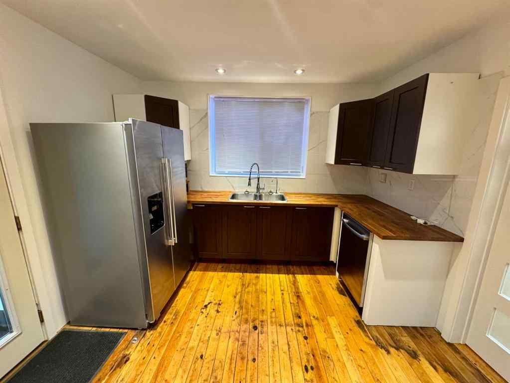 MLS&reg; # A2271206 - 648 Main Street   in NONE Pincher Creek, Residential Open Houses