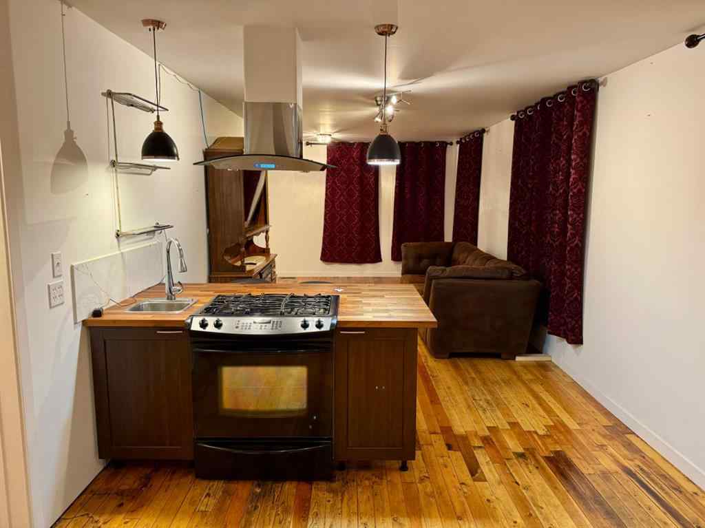 MLS&reg; # A2271206 - 648 Main Street   in NONE Pincher Creek, Residential Open Houses