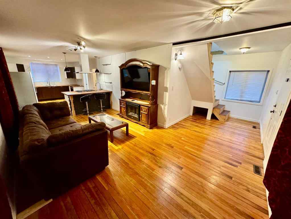 MLS&reg; # A2271206 - 648 Main Street   in NONE Pincher Creek, Residential Open Houses