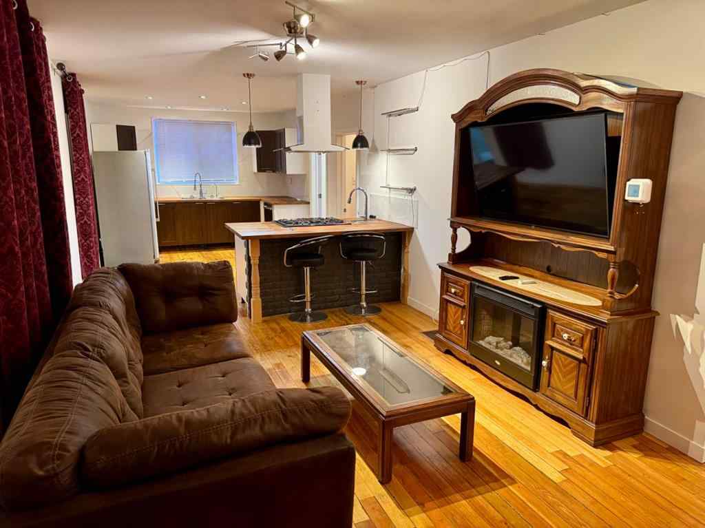 MLS&reg; # A2271206 - 648 Main Street   in NONE Pincher Creek, Residential Open Houses