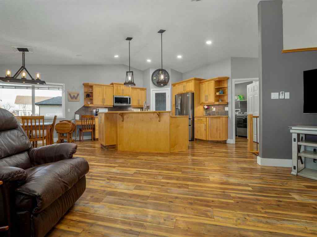 MLS&reg; # A2271208 - 11 Link Spur  in NONE Claresholm, Residential Open Houses