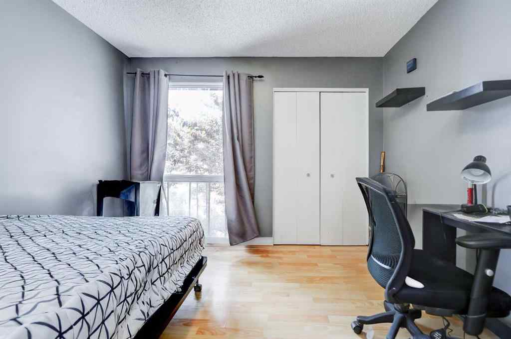 MLS&reg; # A2271209 - 3 Columbia Place W in Varsity Village Lethbridge, Residential Open Houses