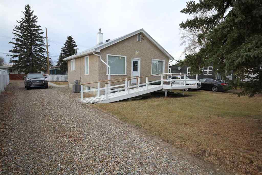 MLS&reg; # A2271215 - 5620 54 Street  in NONE Taber, Residential Open Houses