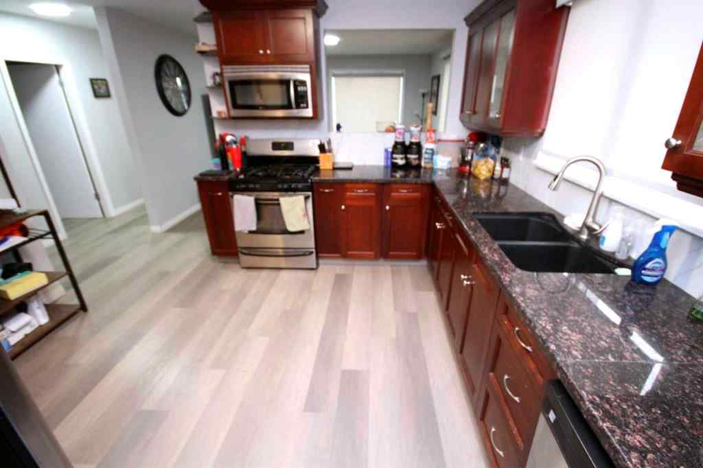 MLS&reg; # A2271215 - 5620 54 Street  in NONE Taber, Residential Open Houses