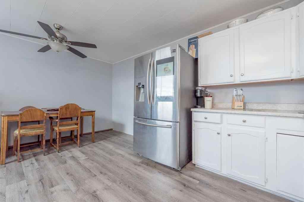 MLS&reg; # A2271216 - 10435 104 Avenue  in College Park Grande Prairie, Residential Open Houses