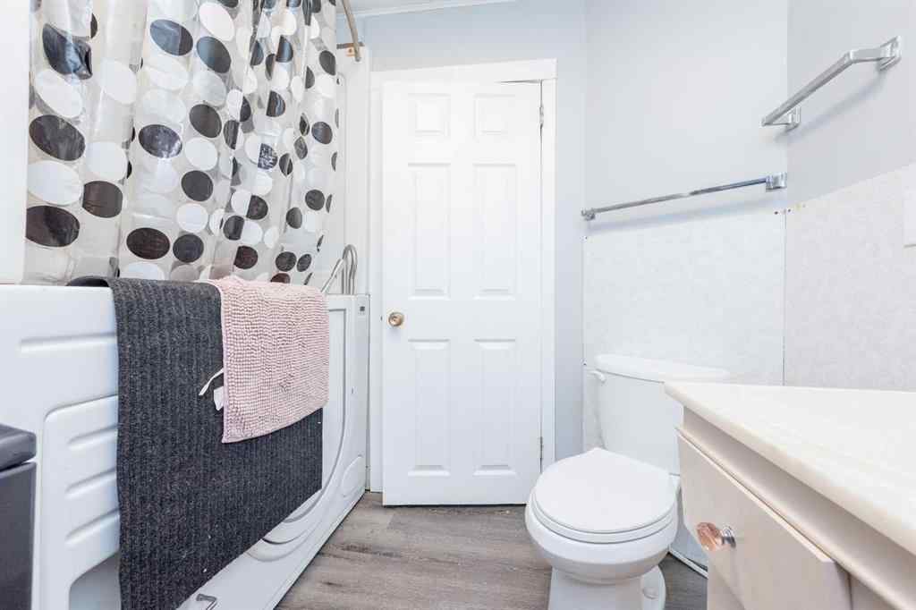 MLS&reg; # A2271216 - 10435 104 Avenue  in College Park Grande Prairie, Residential Open Houses