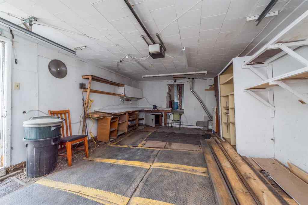 MLS&reg; # A2271216 - 10435 104 Avenue  in College Park Grande Prairie, Residential Open Houses