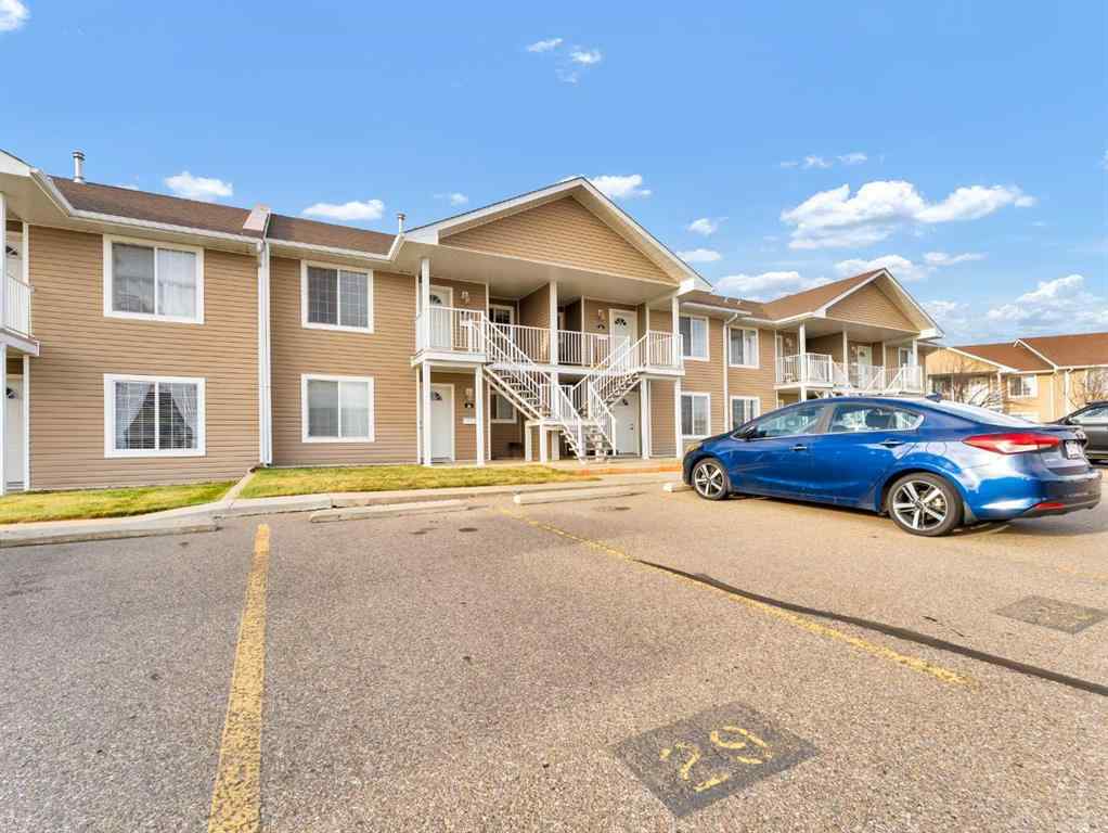 MLS&reg; # A2271218 - 29 Northlands Lane NE in Northeast Crescent Heights Medicine Hat, Residential Open Houses
