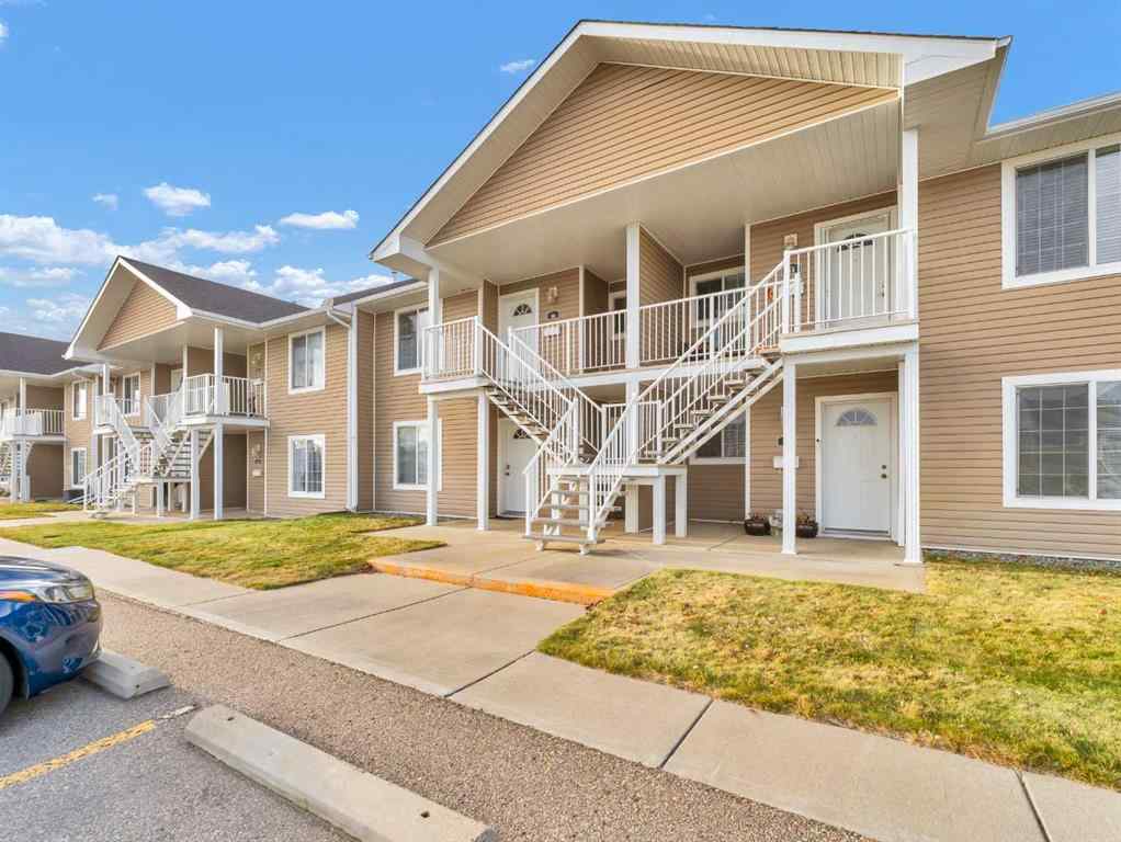 MLS&reg; # A2271218 - 29 Northlands Lane NE in Northeast Crescent Heights Medicine Hat, Residential Open Houses