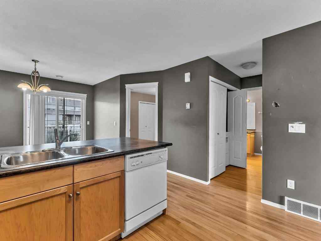 MLS&reg; # A2271218 - 29 Northlands Lane NE in Northeast Crescent Heights Medicine Hat, Residential Open Houses