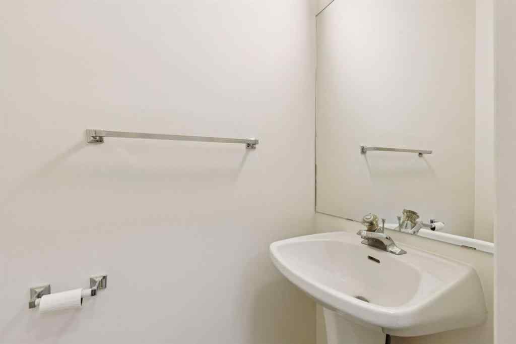 MLS® # A2271219 - 3330 19 Avenue SW in Killarney/Glengarry Calgary, Residential Open Houses