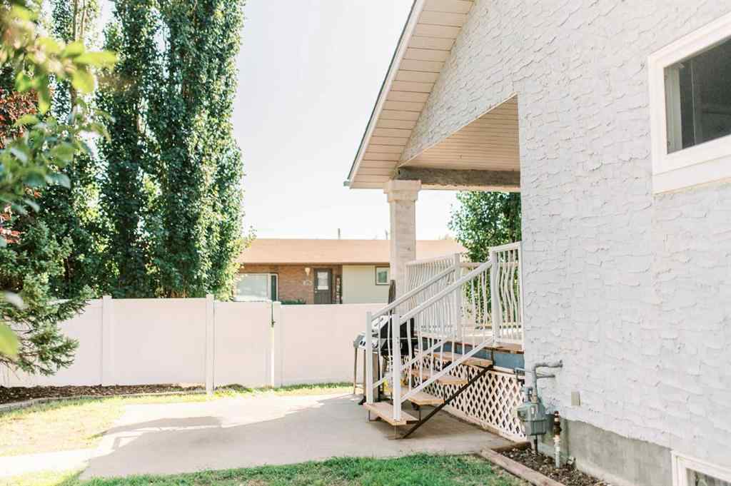 MLS&reg; # A2271225 - 3801 64 Street  in Grandview Stettler, Residential Open Houses