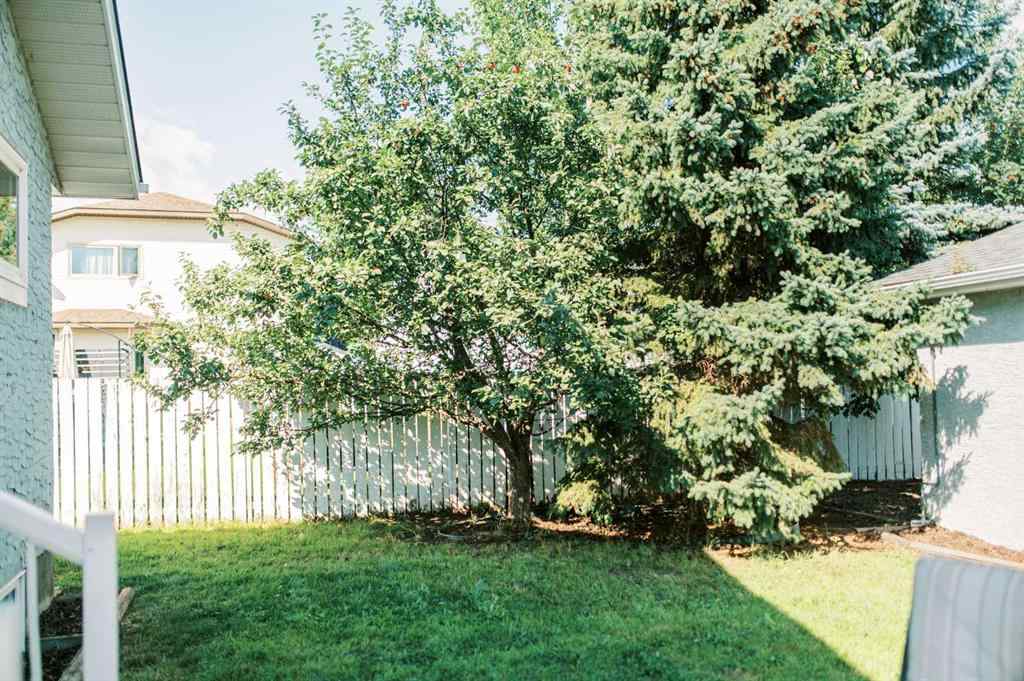 MLS&reg; # A2271225 - 3801 64 Street  in Grandview Stettler, Residential Open Houses