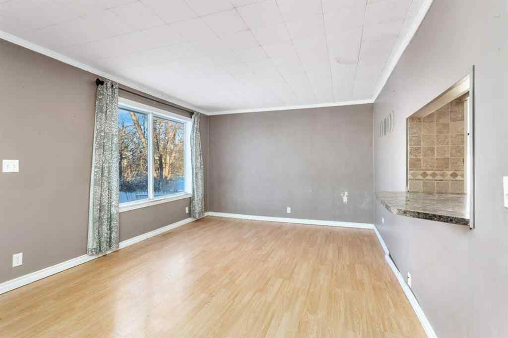 MLS&reg; # A2271228 - 3725 45 Street  in Eastview Red Deer, Residential Open Houses