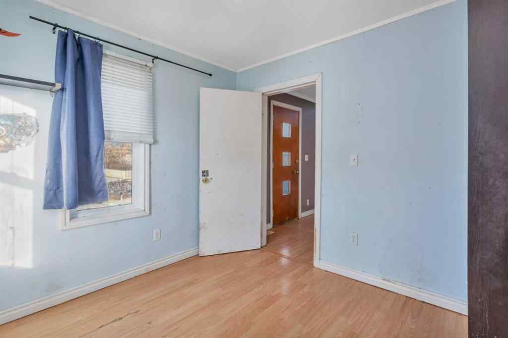 MLS&reg; # A2271228 - 3725 45 Street  in Eastview Red Deer, Residential Open Houses