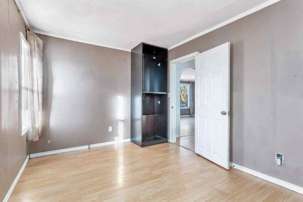 MLS&reg; # A2271228 - 3725 45 Street  in Eastview Red Deer, Residential Open Houses