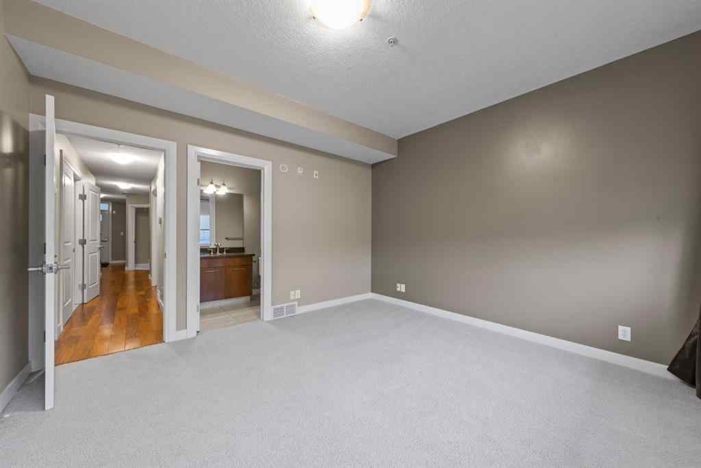 MLS® # A2271234 - Unit #402 476 14 Street NW in Hillhurst Calgary, Residential Open Houses