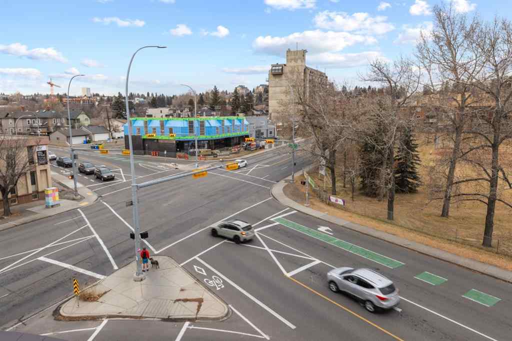 MLS® # A2271234 - Unit #402 476 14 Street NW in Hillhurst Calgary, Residential Open Houses