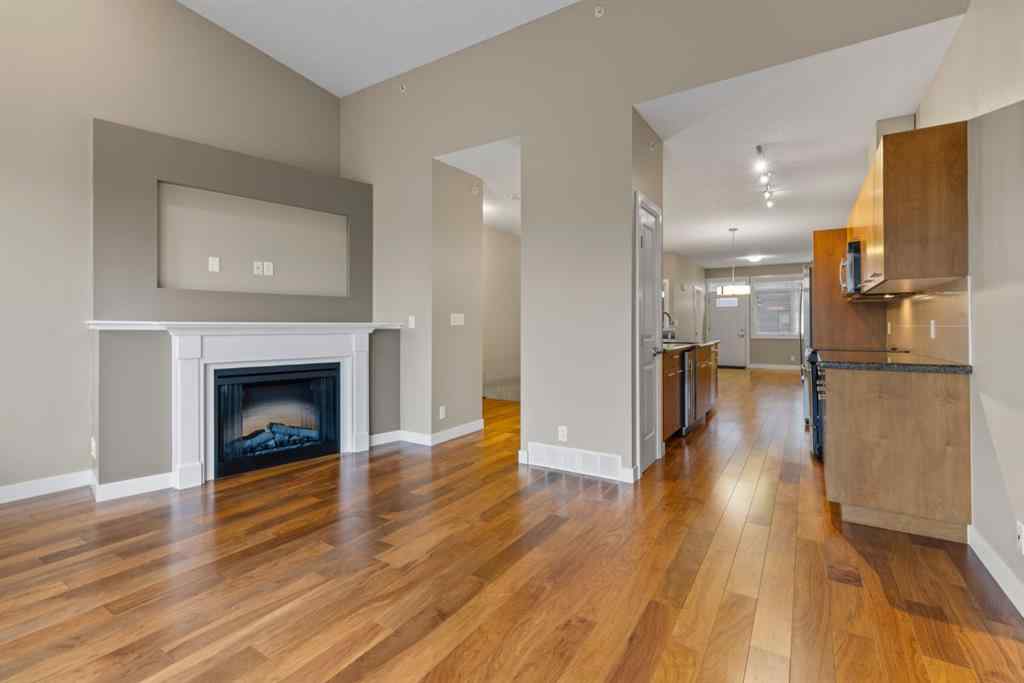 MLS® # A2271234 - Unit #402 476 14 Street NW in Hillhurst Calgary, Residential Open Houses