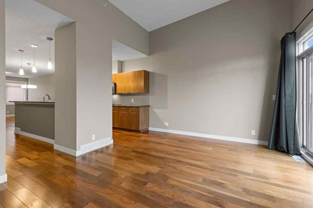 MLS® # A2271234 - Unit #402 476 14 Street NW in Hillhurst Calgary, Residential Open Houses