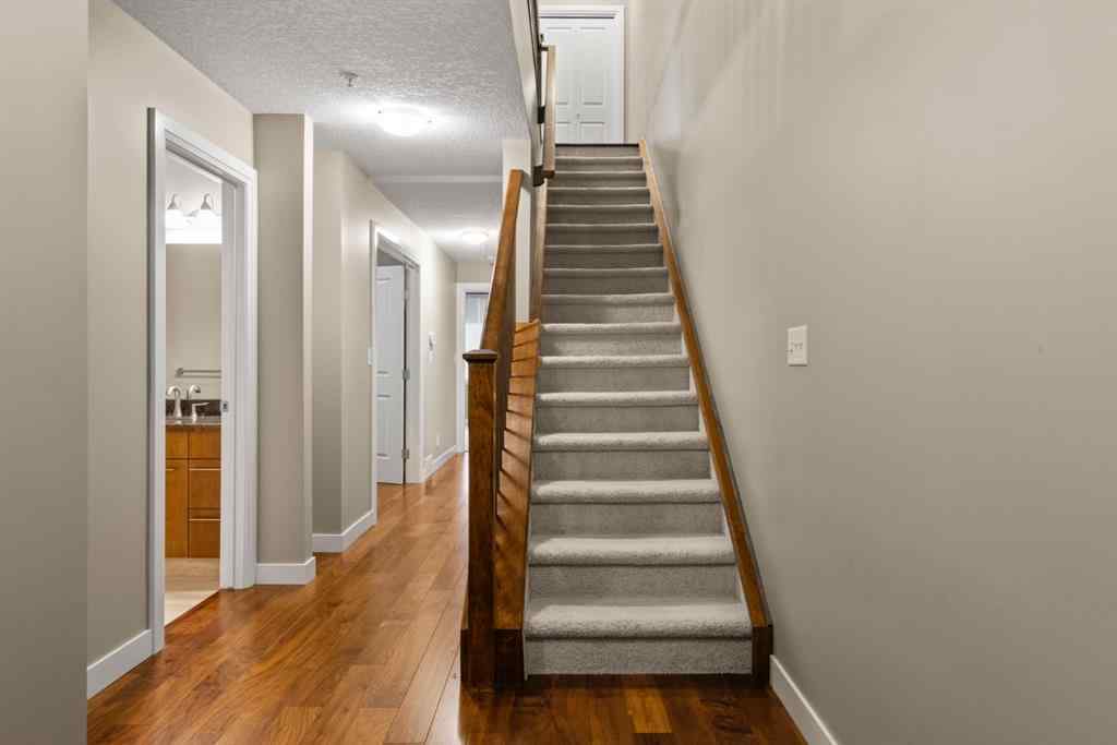 MLS® # A2271234 - Unit #402 476 14 Street NW in Hillhurst Calgary, Residential Open Houses