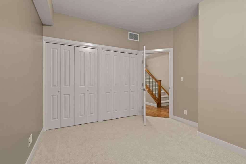 MLS® # A2271234 - Unit #402 476 14 Street NW in Hillhurst Calgary, Residential Open Houses