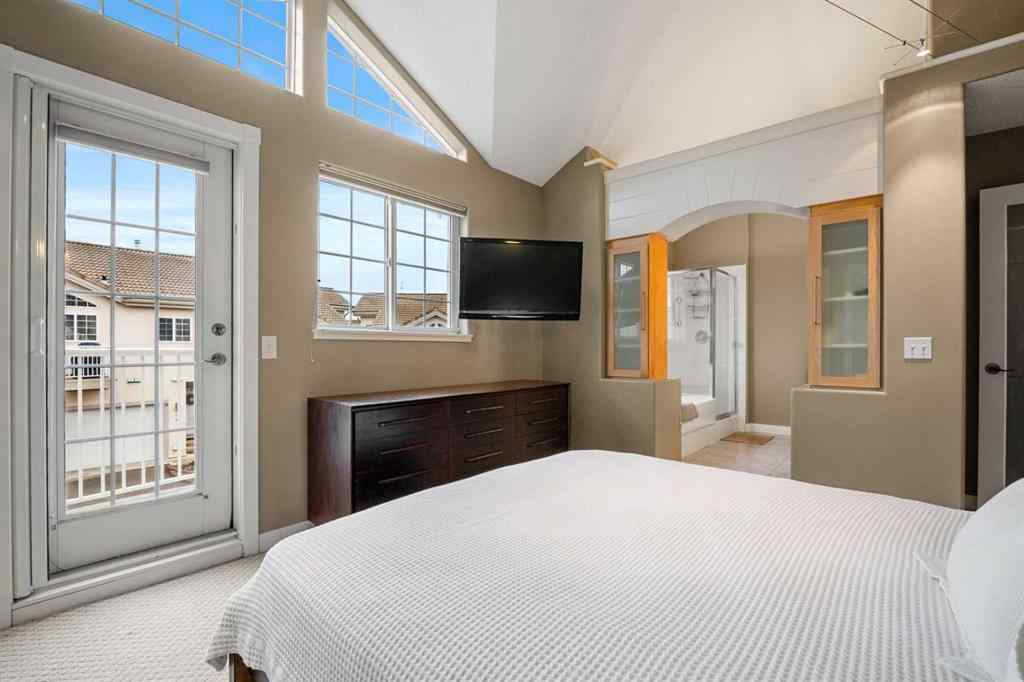 MLS&reg; # A2271235 - 702 Patterson View SW in Patterson Calgary, Residential Open Houses