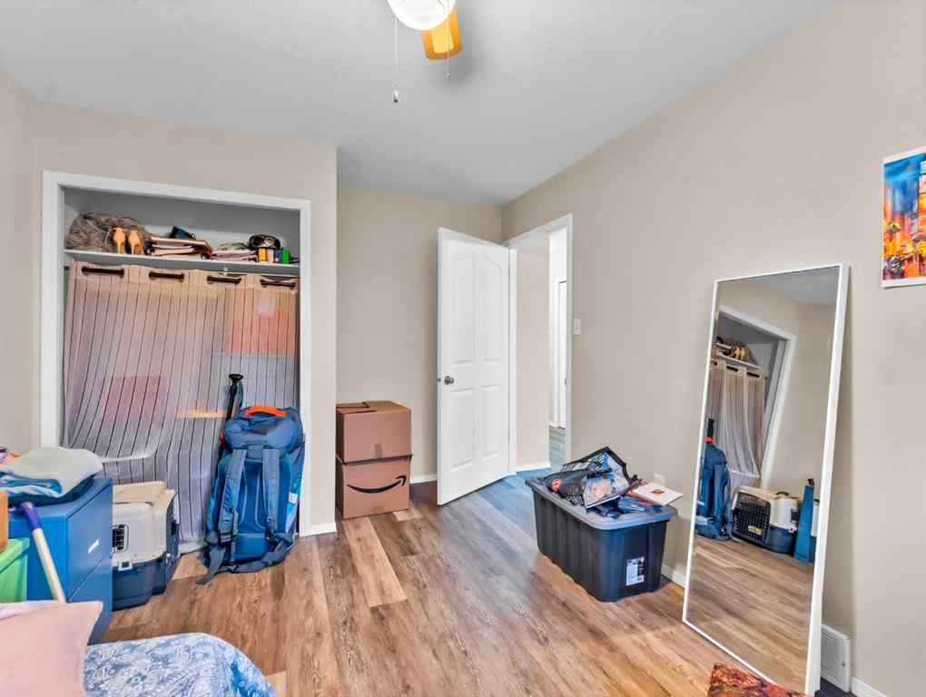 MLS&reg; # A2271240 - 933 & 935 1 Street SW in SW Hill Medicine Hat, Multi-Family Open Houses