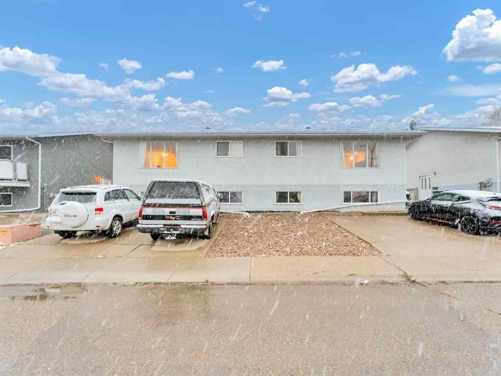MLS&reg; # A2271240 - 933 & 935 1 Street SW in SW Hill Medicine Hat, Multi-Family Open Houses