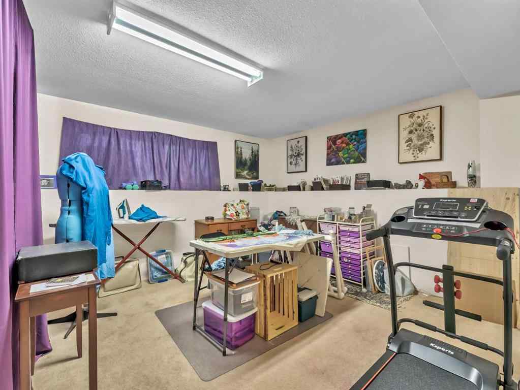 MLS&reg; # A2271240 - 933 & 935 1 Street SW in SW Hill Medicine Hat, Multi-Family Open Houses