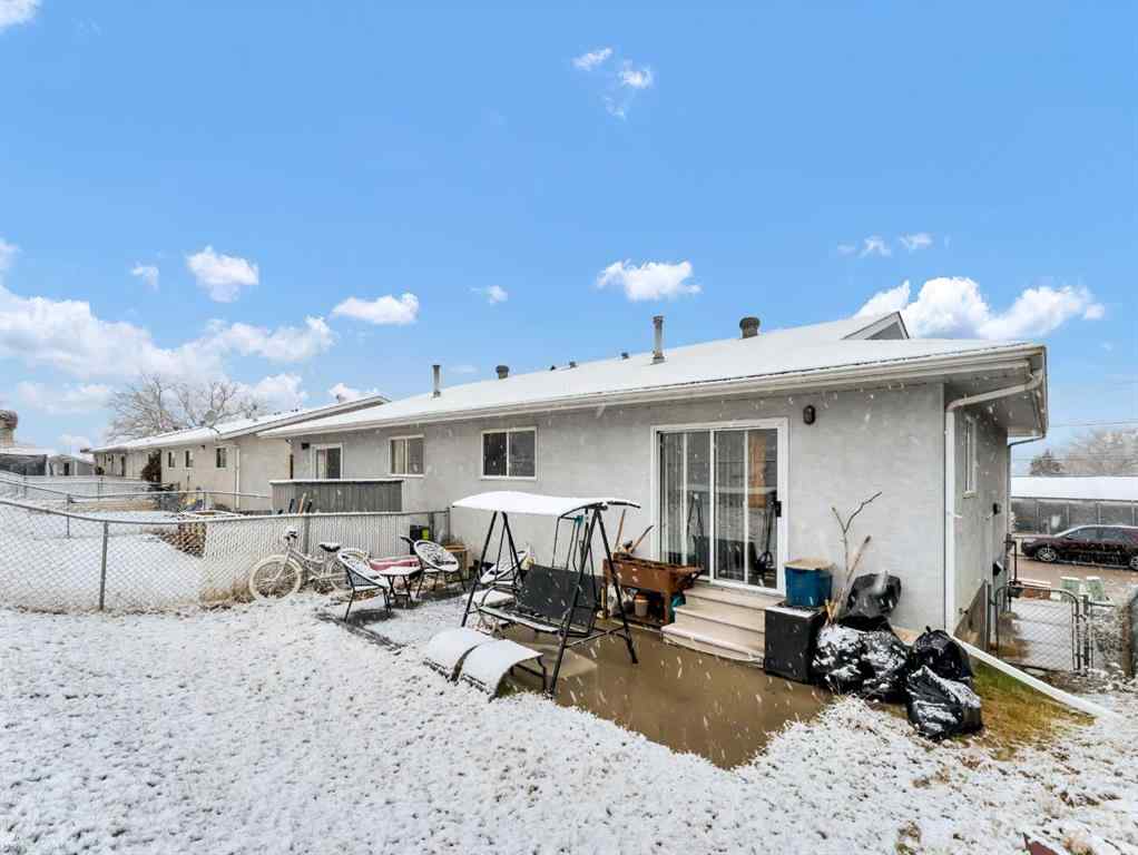 MLS&reg; # A2271240 - 933 & 935 1 Street SW in SW Hill Medicine Hat, Multi-Family Open Houses