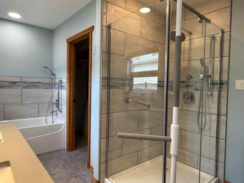 MLS&reg; # A2271244 - 5109 46 Avenue  in Vermilion Vermilion, Residential Open Houses