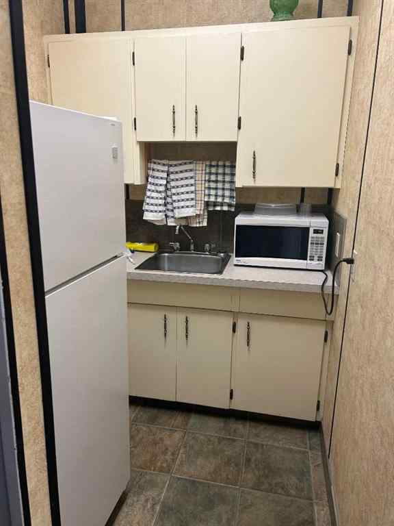 MLS&reg; # A2271245 - Unit #Suite # 20 5125 50 Avenue  in NONE Vermilion, Commercial Open Houses