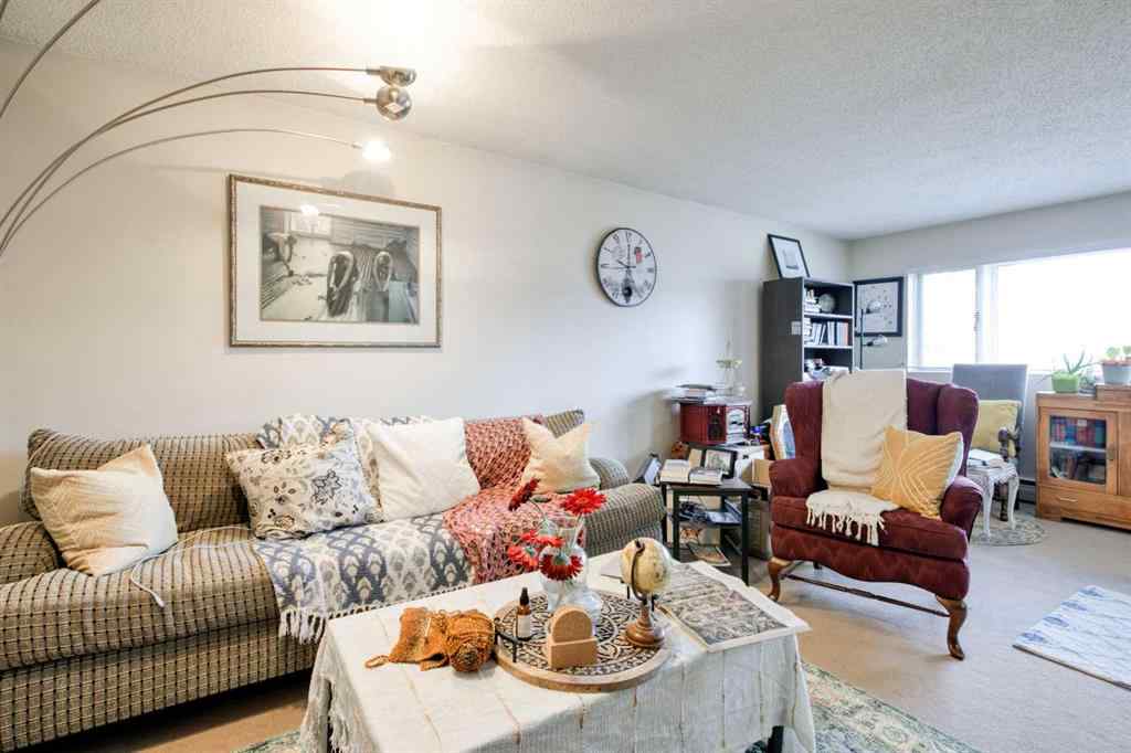 MLS&reg; # A2271248 - 2705 38 Street SW in Glenbrook Calgary, Commercial Open Houses