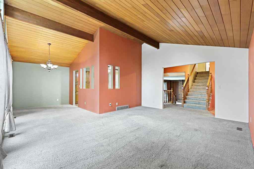 MLS® A2271250 - 27 Sunmount Crescent SE in Sundance Calgary, Residential