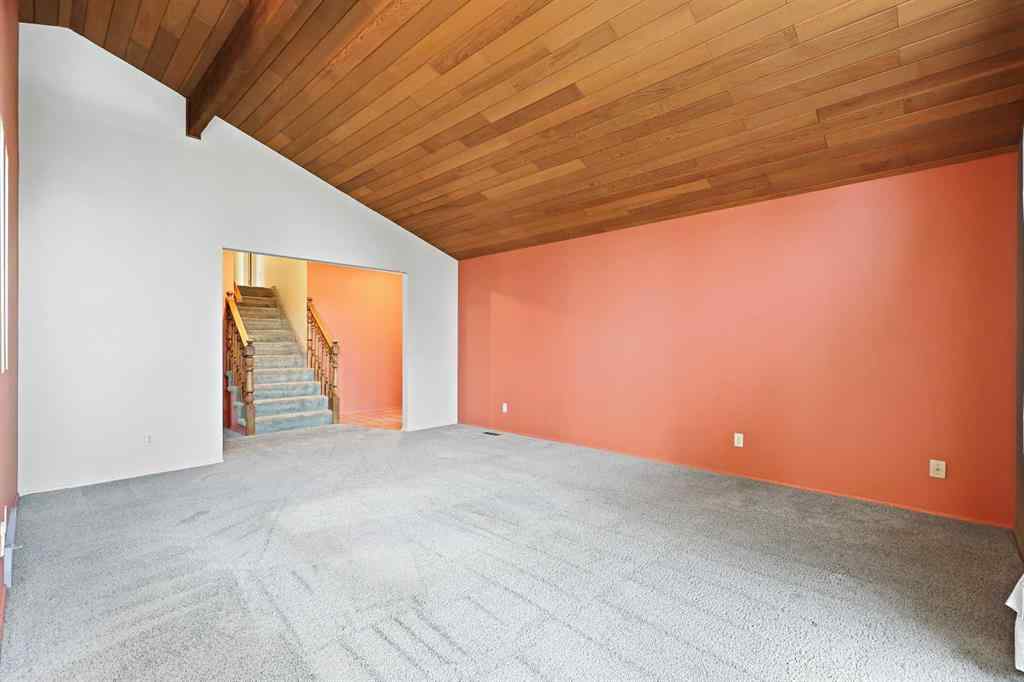 MLS® A2271250 - 27 Sunmount Crescent SE in Sundance Calgary, Residential