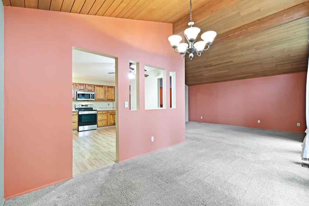 MLS® A2271250 - 27 Sunmount Crescent SE in Sundance Calgary, Residential