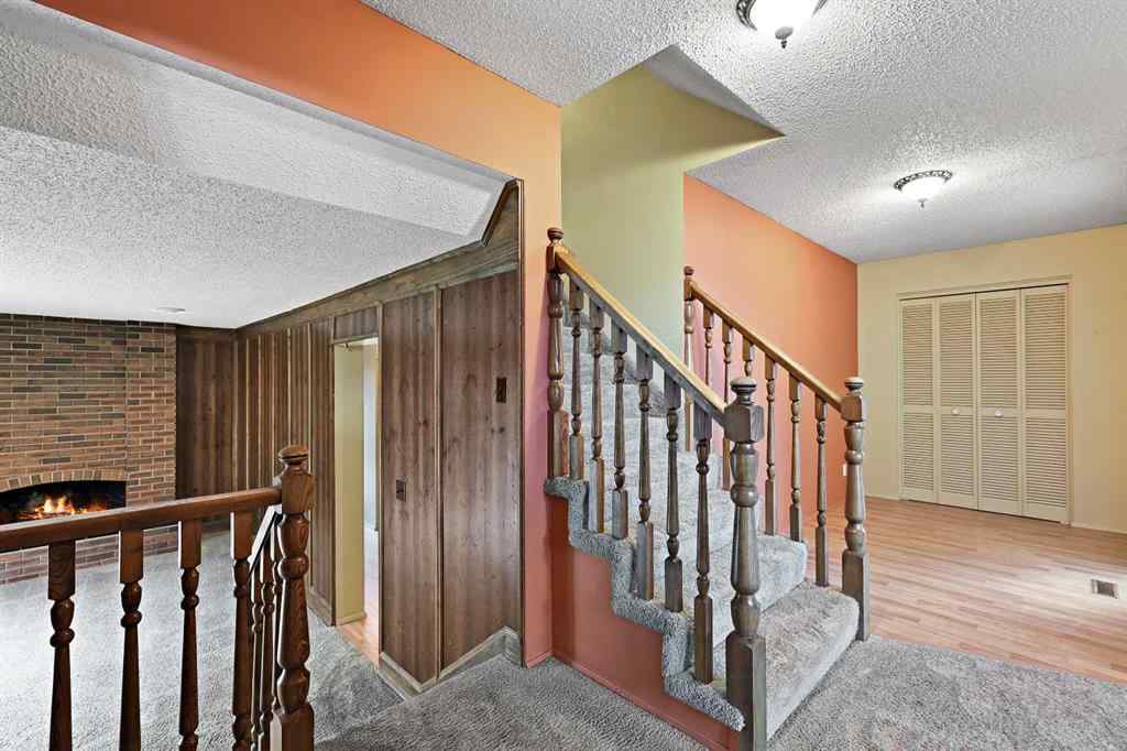 MLS® A2271250 - 27 Sunmount Crescent SE in Sundance Calgary, Residential