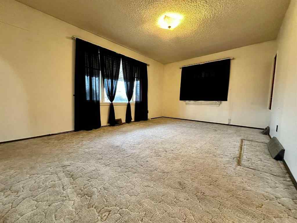 MLS&reg; # A2271253 - 925 15 Street  in NONE Wainwright, Residential Open Houses