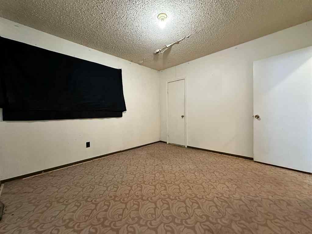 MLS&reg; # A2271253 - 925 15 Street  in NONE Wainwright, Residential Open Houses