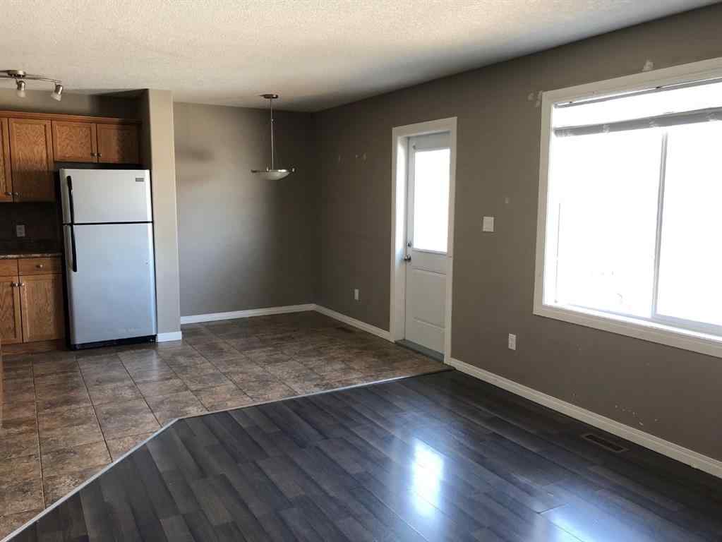 MLS&reg; # A2271266 - Unit #31 6802 50 Avenue  in Cascades Camrose, Residential Open Houses