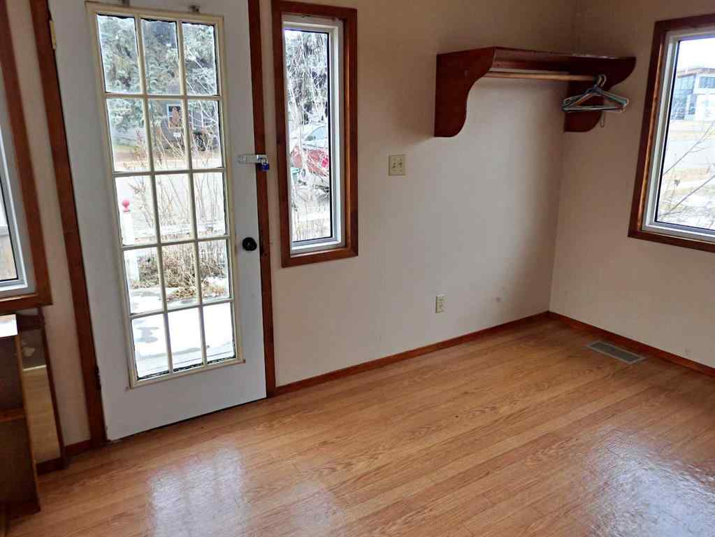 MLS&reg; # A2271268 - 4607 48B Avenue  in Vermilion Vermilion, Residential Open Houses