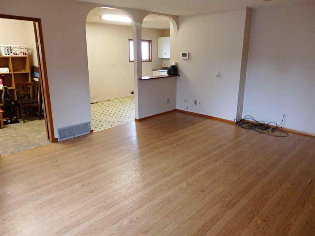 MLS&reg; # A2271268 - 4607 48B Avenue  in Vermilion Vermilion, Residential Open Houses