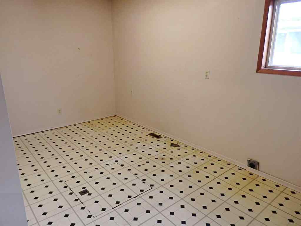 MLS&reg; # A2271268 - 4607 48B Avenue  in Vermilion Vermilion, Residential Open Houses